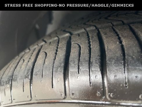 Used 2010 Chevrolet Malibu LT w/ HFV6 Engine Package image 13