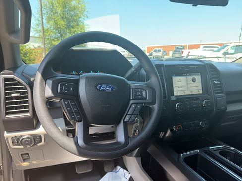 Used 2018 Ford F150 XL w/ Equipment Group 101A Mid AWD/4WD image 11