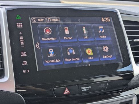 Used 2016 Honda Pilot Elite image 23