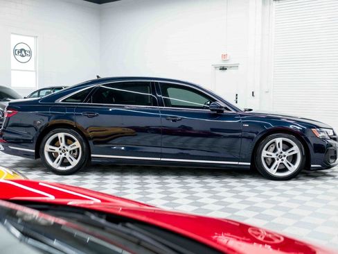 Used 2025 Audi A8 L 3.0T AWD/4WD image 7