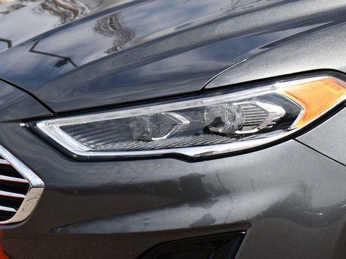 Used 2020 Ford Fusion SEL FWD image 41