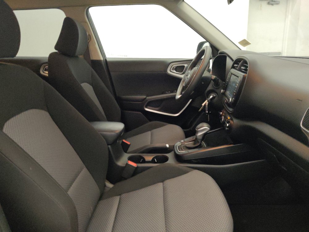 Used 2021 Kia Soul LX FWD image 21