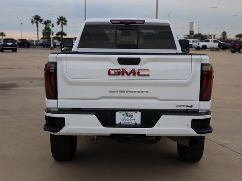 Certified 2025 GMC Sierra 3500 AT4 w/ Technology Package image 7