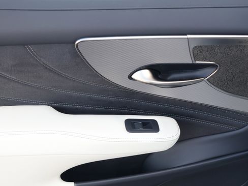 Used 2024 Lexus LS 500 F Sport image 34