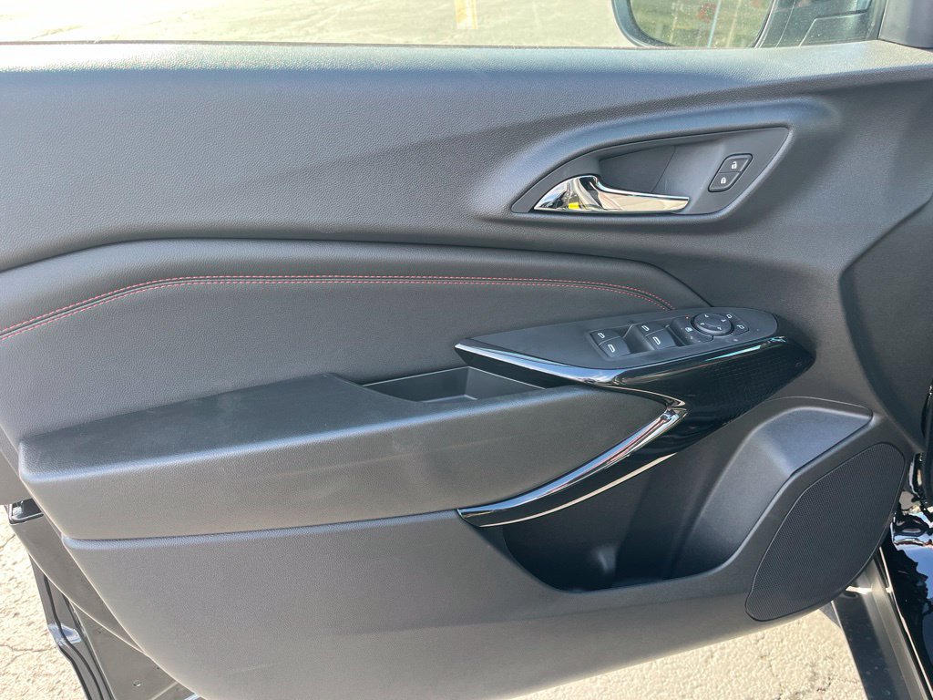 New 2026 Chevrolet Trax RS w/ Driver Confidence Package FWD image 12