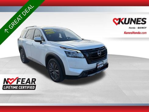 Used 2023 Nissan Pathfinder SL w/ SL Premium Package image 1