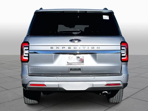 Used 2023 Ford Expedition Limited image 5