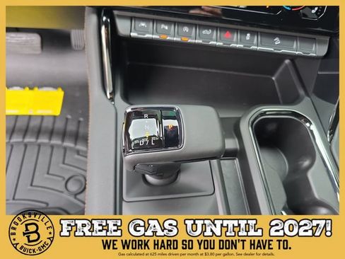 New 2026 GMC Sierra 1500 AT4 w/ AT4 Premium Package AWD/4WD image 23