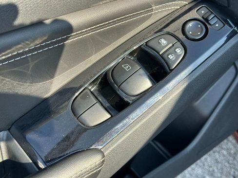 Used 2023 Nissan Altima 2.5 SL image 17