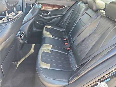 Used 2018 Mercedes-Benz E 300 image 20
