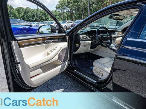 Used 2019 Genesis G90 3.3T Premium AWD/4WD image 19
