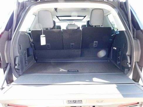 New 2025 Ford Expedition Active image 10