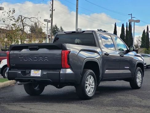 New 2025 Toyota Tundra SR5 image 5