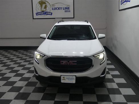 Used 2020 GMC Terrain SLE w/ Driver Convenience Package image 3