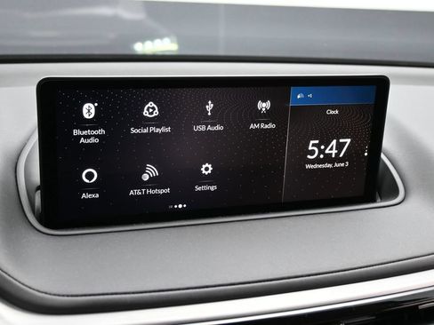 Used 2024 Acura MDX FWD w/ Technology Package image 12