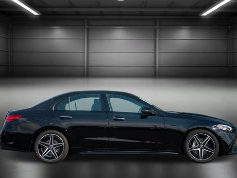 Used 2025 Mercedes-Benz C 300 4MATIC Sedan image 7
