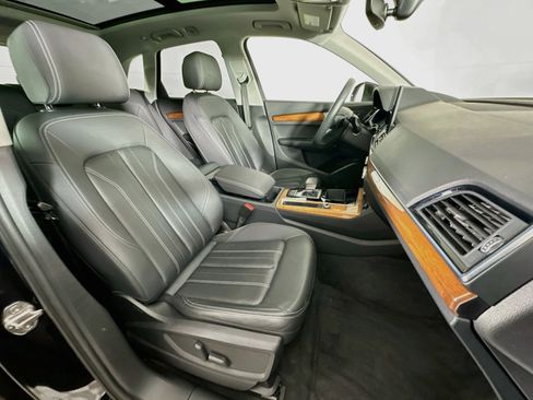 Used 2023 Audi Q5 2.0T Premium w/ Convenience Package AWD/4WD image 33