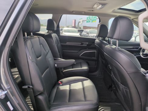 Certified 2023 Kia Telluride S w/ S Sunroof Package AWD/4WD image 26