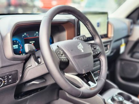 New 2025 Ford Bronco Sport Outer Banks w/ Outer Banks Tech Package+ AWD/4WD image 18