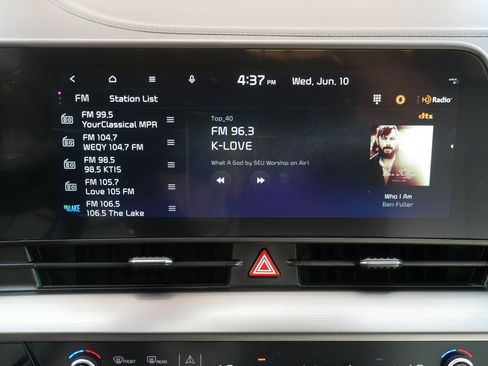 Certified 2025 Kia Sportage EX w/ Premium Package AWD/4WD image 22
