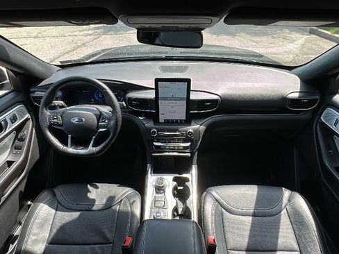 Used 2020 Ford Explorer ST w/ Premium Technology Package AWD/4WD image 28