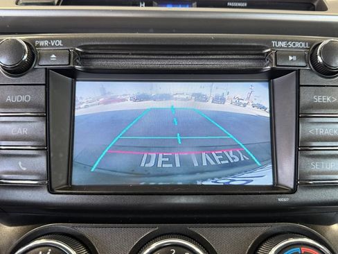 Used 2014 Toyota RAV4 LE FWD image 28