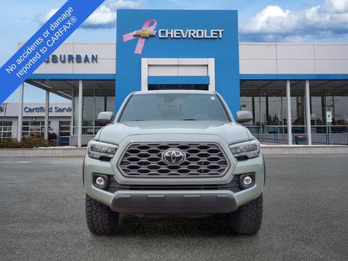 Used 2023 Toyota Tacoma TRD Off-Road AWD/4WD image 2