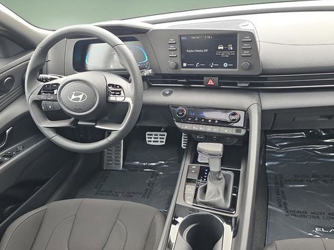 New 2026 Hyundai Elantra SEL Sport Premium w/ Cargo Package FWD image 25