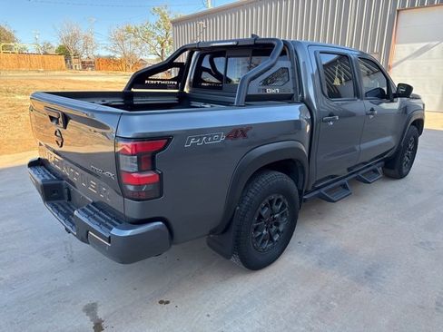 Used 2022 Nissan Frontier PRO-4X w/ Pro-4X Premium Package image 8
