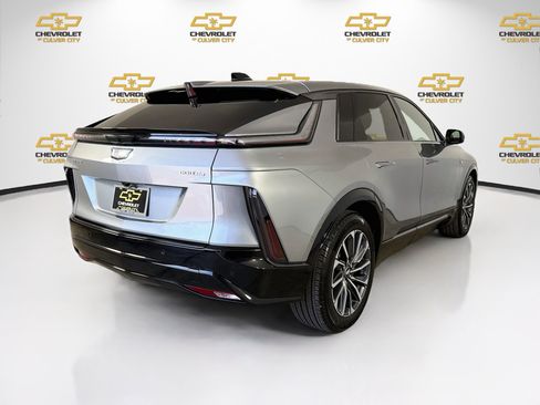 Used 2024 Cadillac Lyriq Sport AWD/4WD image 8