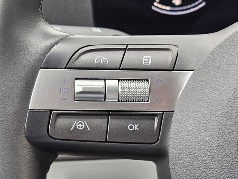 Used 2025 Hyundai Kona SEL AWD/4WD image 20