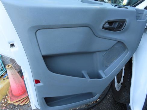 Used 2015 Ford Transit 150 130 Low Roof RWD image 10