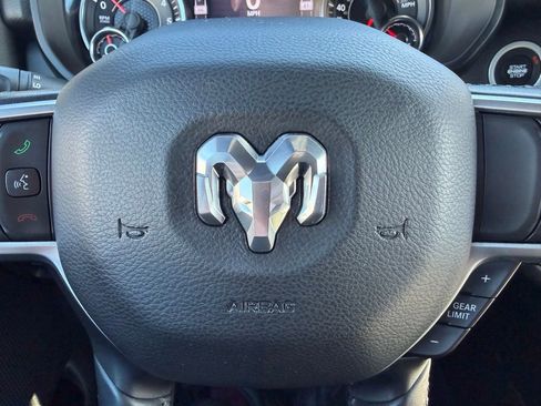 Used 2019 RAM 1500 Big Horn image 39