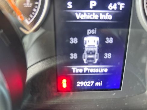 Used 2022 Jeep Wrangler Sport AWD/4WD image 11