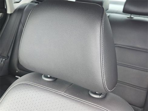 Used 2020 Volkswagen Passat 2.0T SE image 15