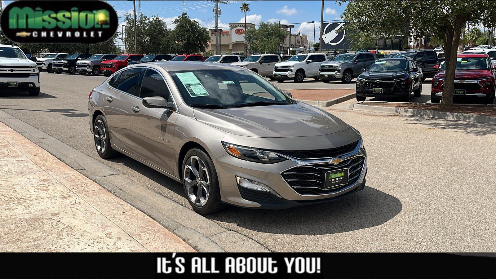 Used 2023 Chevrolet Malibu LT w/ Driver Confidence Package FWD image 1