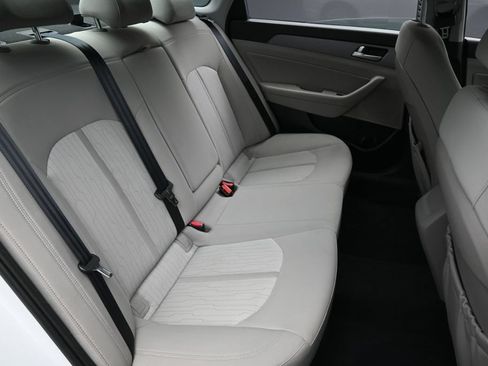 Used 2016 Hyundai Sonata SE FWD image 34