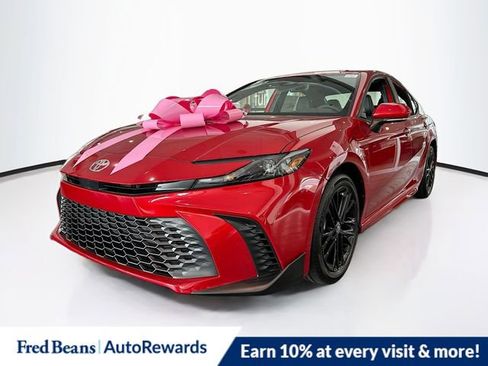 New 2026 Toyota Camry SE image 2