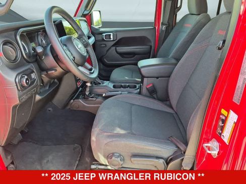 Used 2025 Jeep Wrangler Unlimited Rubicon AWD/4WD image 15