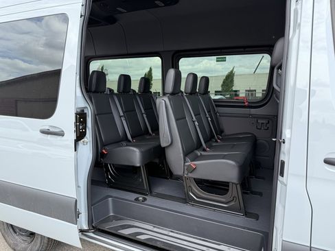 New 2025 Mercedes-Benz Sprinter 2500 image 17