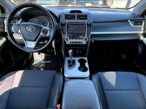 Used 2013 Toyota Camry SE FWD image 15
