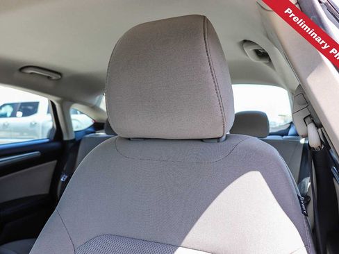 Used 2018 Ford Fusion S FWD image 15
