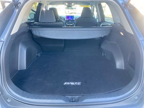 Used 2023 Toyota RAV4 LE image 17