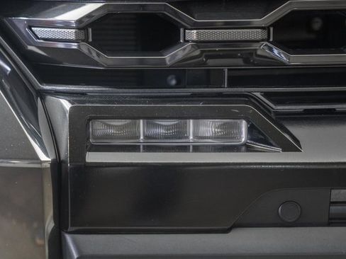 Used 2023 Toyota Tundra Platinum image 16