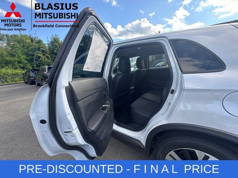 Used 2025 Mitsubishi Outlander Sport SE AWD/4WD image 20