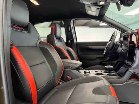 Used 2025 Ford Ranger Raptor image 34