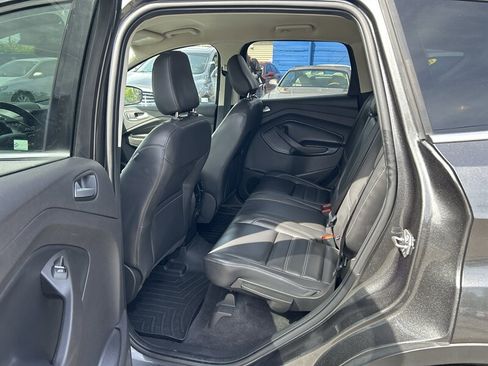 Used 2019 Ford Escape SEL AWD/4WD image 9