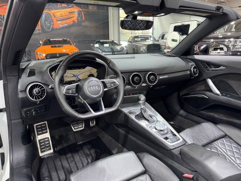 Used 2017 Audi TT 2.0T w/ Technology Package image 9