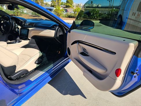 Used 2018 Maserati GranTurismo Sport image 20