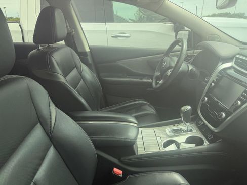Used 2015 Nissan Murano SL w/ SL Technology Package FWD image 11